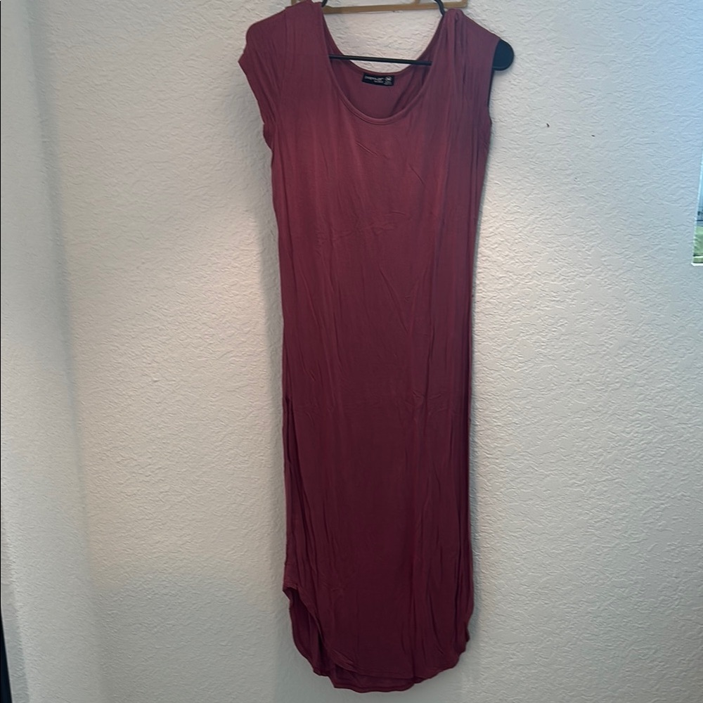 Popular Basics Burgundy Midi Dress
